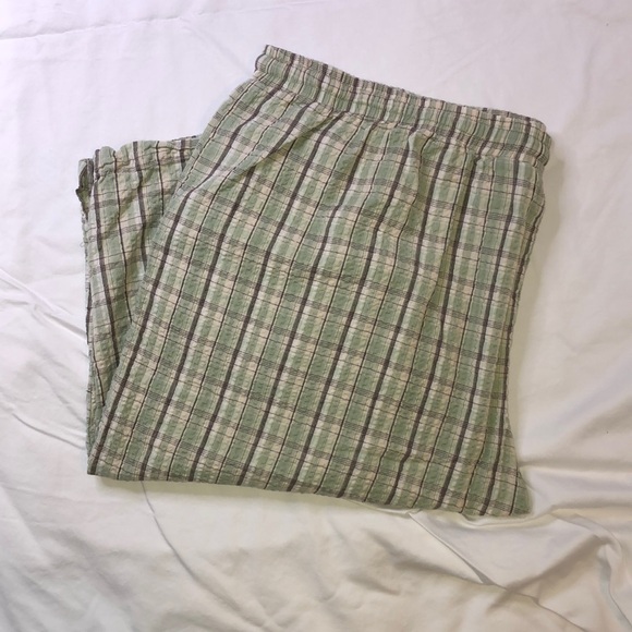 Only Necessities Green & Brown Plaid Capri, Women’s 3X - Picture 1 of 4